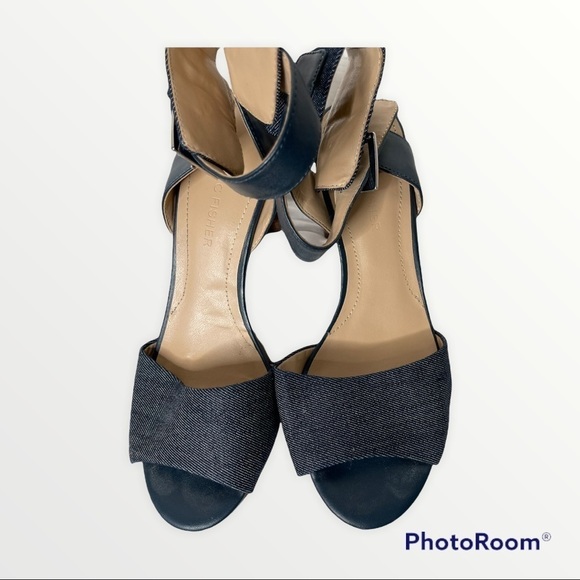 MARC FISHER Denim Ankle Strap Block Heel Sandals, Size 7M - Picture 4 of 7